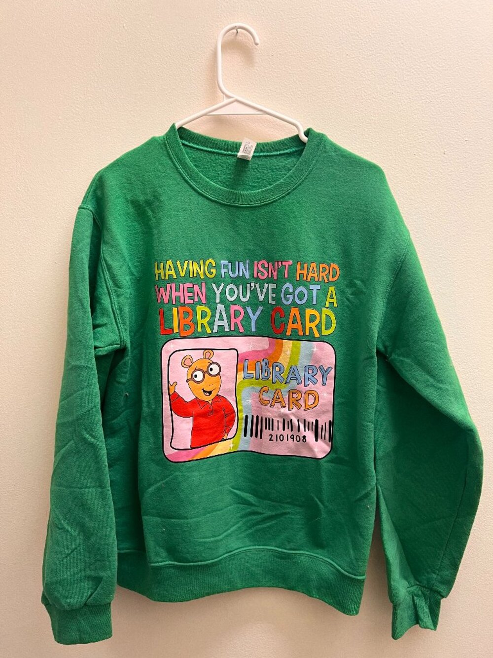 Green Arthur Library Card Graphic Sweatshirt Book Lover Nostalgia Size Small